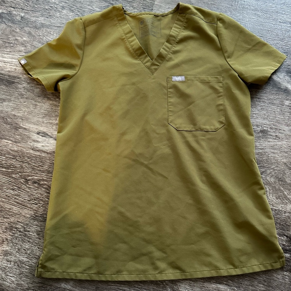 Figs one pocket scrub top in limited edition martini olive